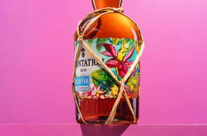 HERO_The_Rooster_Factory_Plantation_Rum_Isle_of_Fiji_-packaging_design_and_illustration_Photo_Credit_Andrew_Currie_1920x1280-700x461